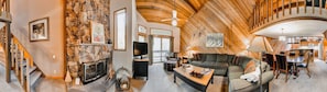 Standard Townhome, 3 Bedrooms, 2 Bathrooms (+ Loft) | Living area | TV, fireplace