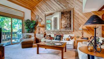 ทีวี, เตาผิง