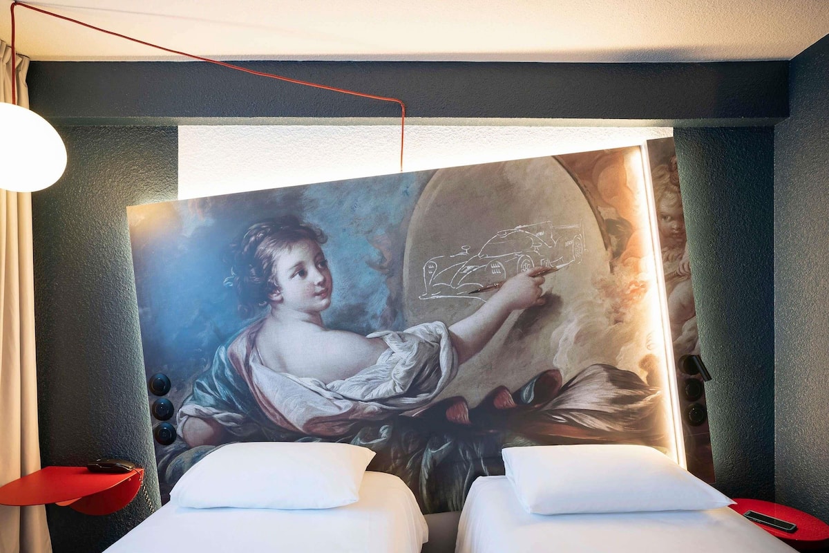 Standard Room, 2 Twin Beds | Desk, blackout drapes, soundproofing, iron/ironing board