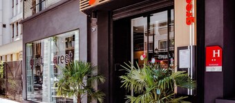 Greet Hotel Boulogne Billancourt Paris
