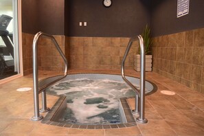 Indoor pool, pool loungers