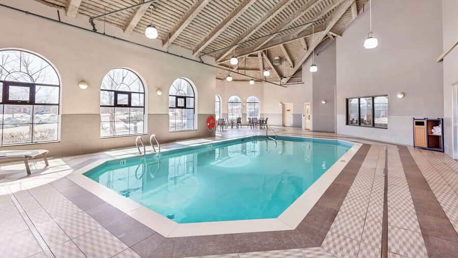 Best Western Plus Executive Inn