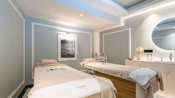 Couples treatment rooms, sauna, body treatments, hydrotherapy