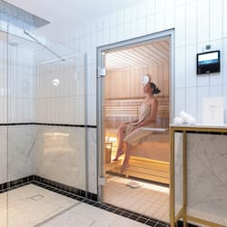 Couples treatment rooms, sauna, body treatments, hydrotherapy
