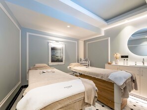 Couples treatment rooms, sauna, body treatments, hydrotherapy