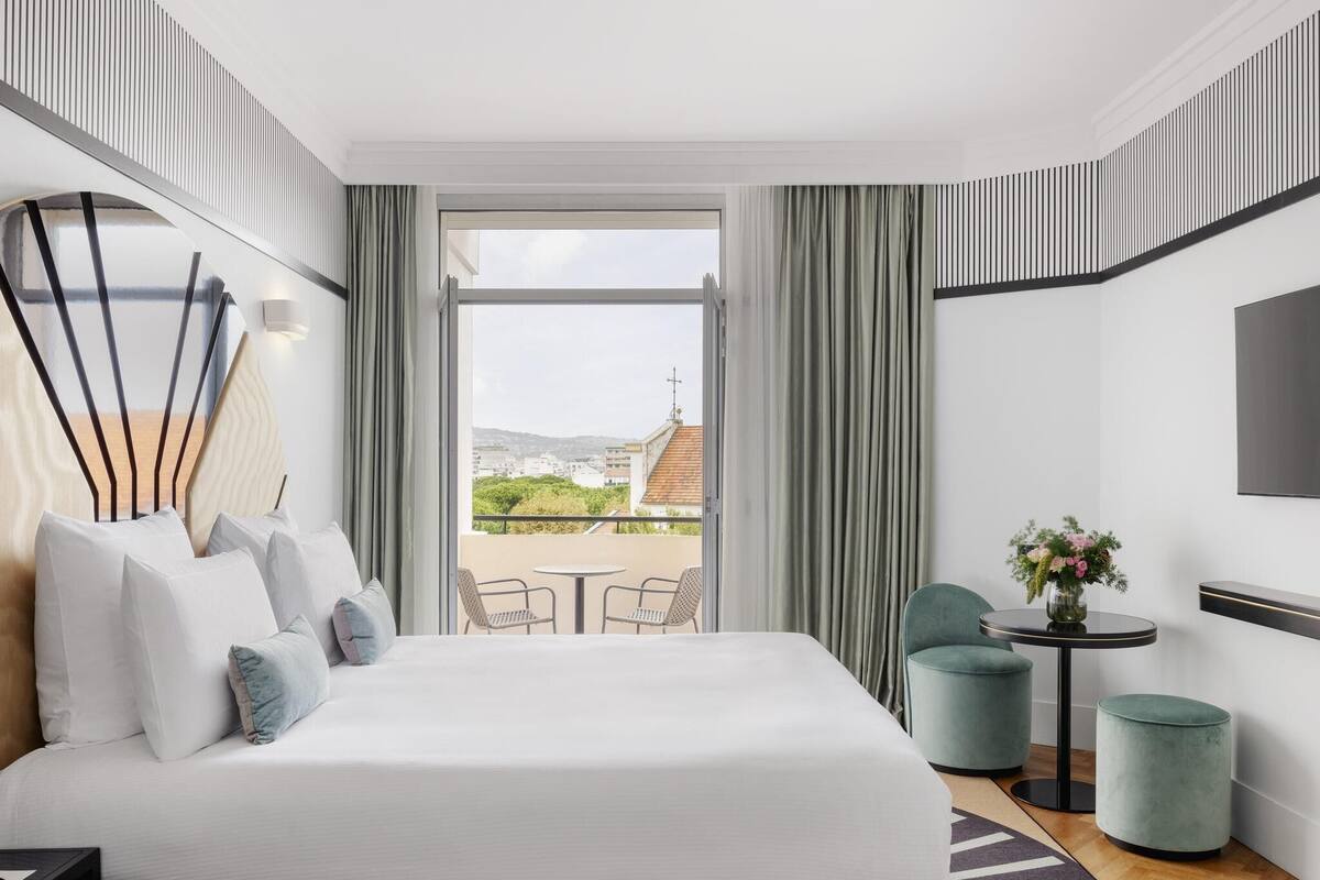Superior-Doppelzimmer, Balkon | Hochwertige Bettwaren, Minibar, Zimmersafe, Schreibtisch