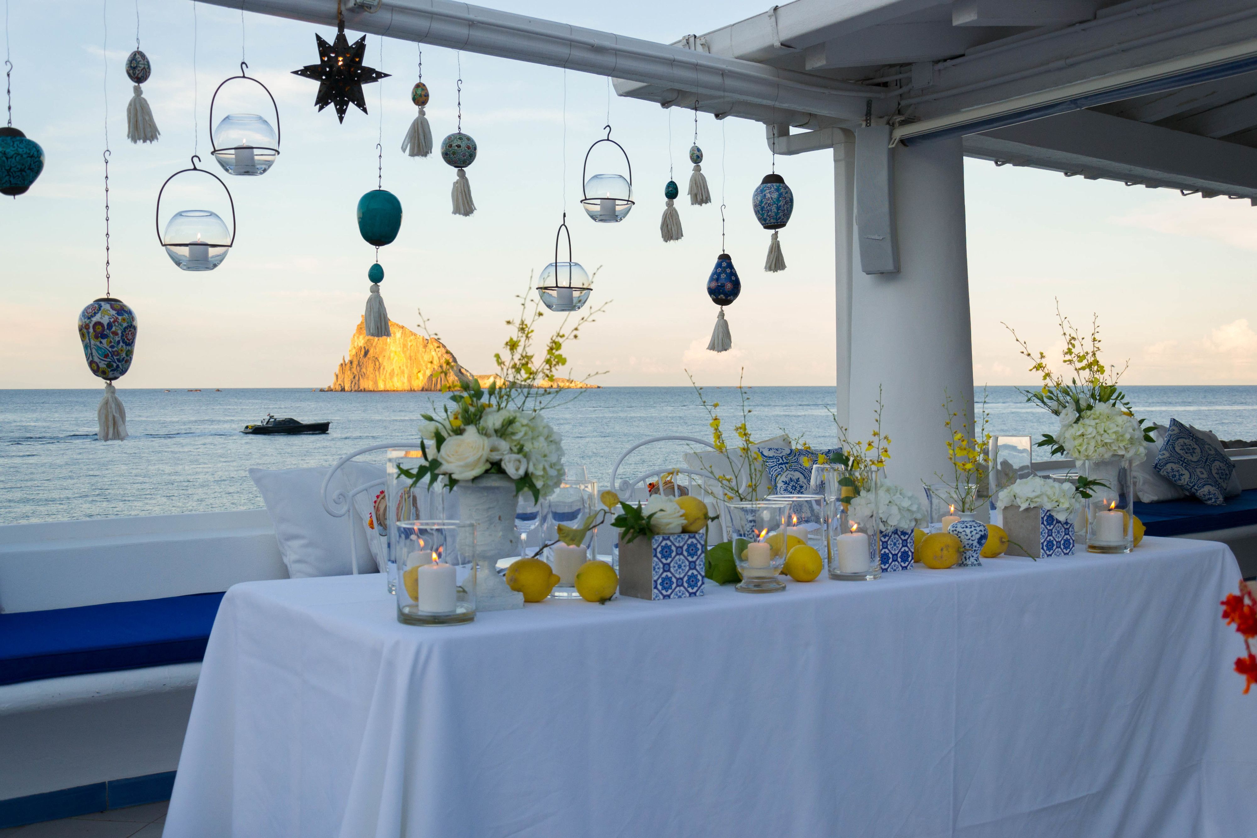 屋外バンケット スペース