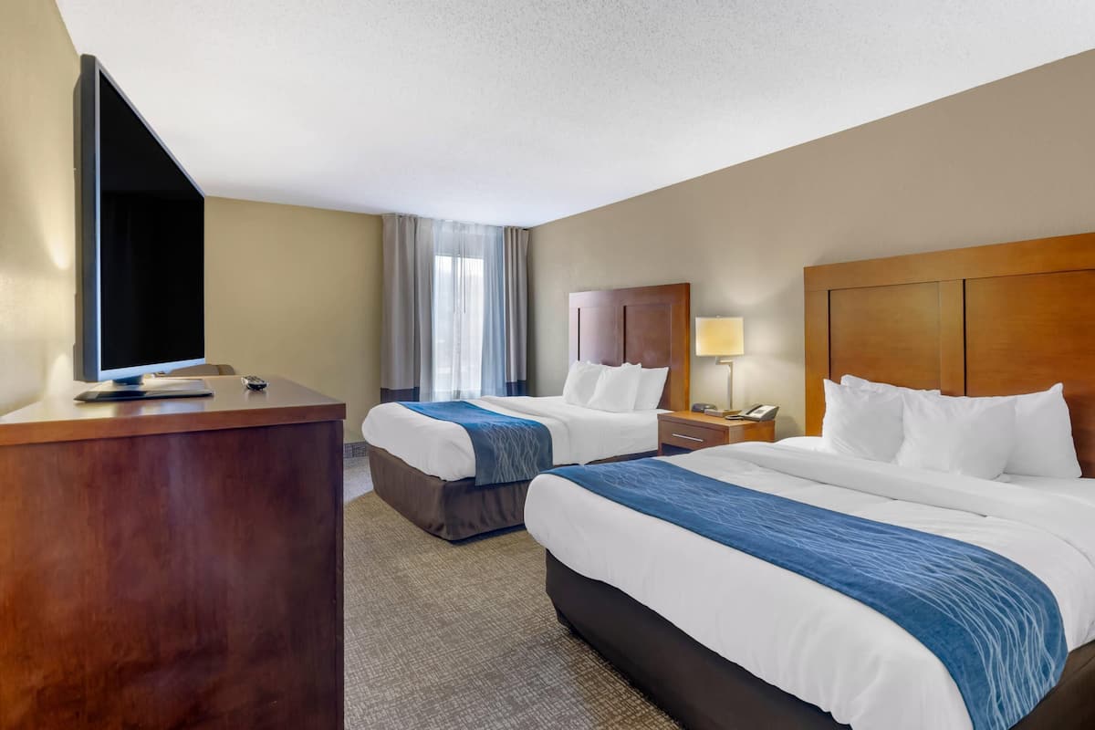 Standard Room, 2 Queen Beds | In-room safe, desk, blackout curtains, iron/ironing board