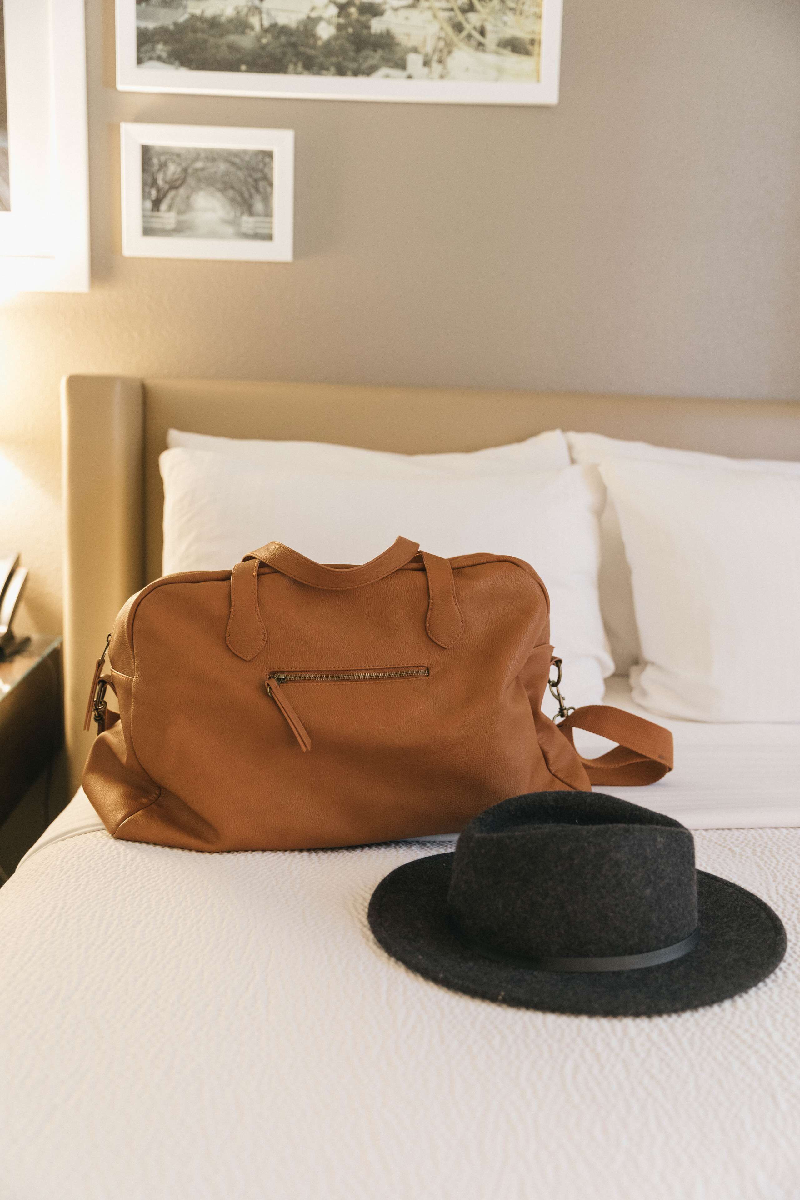 premium bedding, in-room safe, desk, laptop workspace