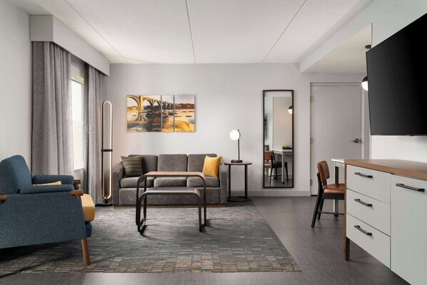 Télévision LCD de 37 pouces avec chaînes par câble, télévision