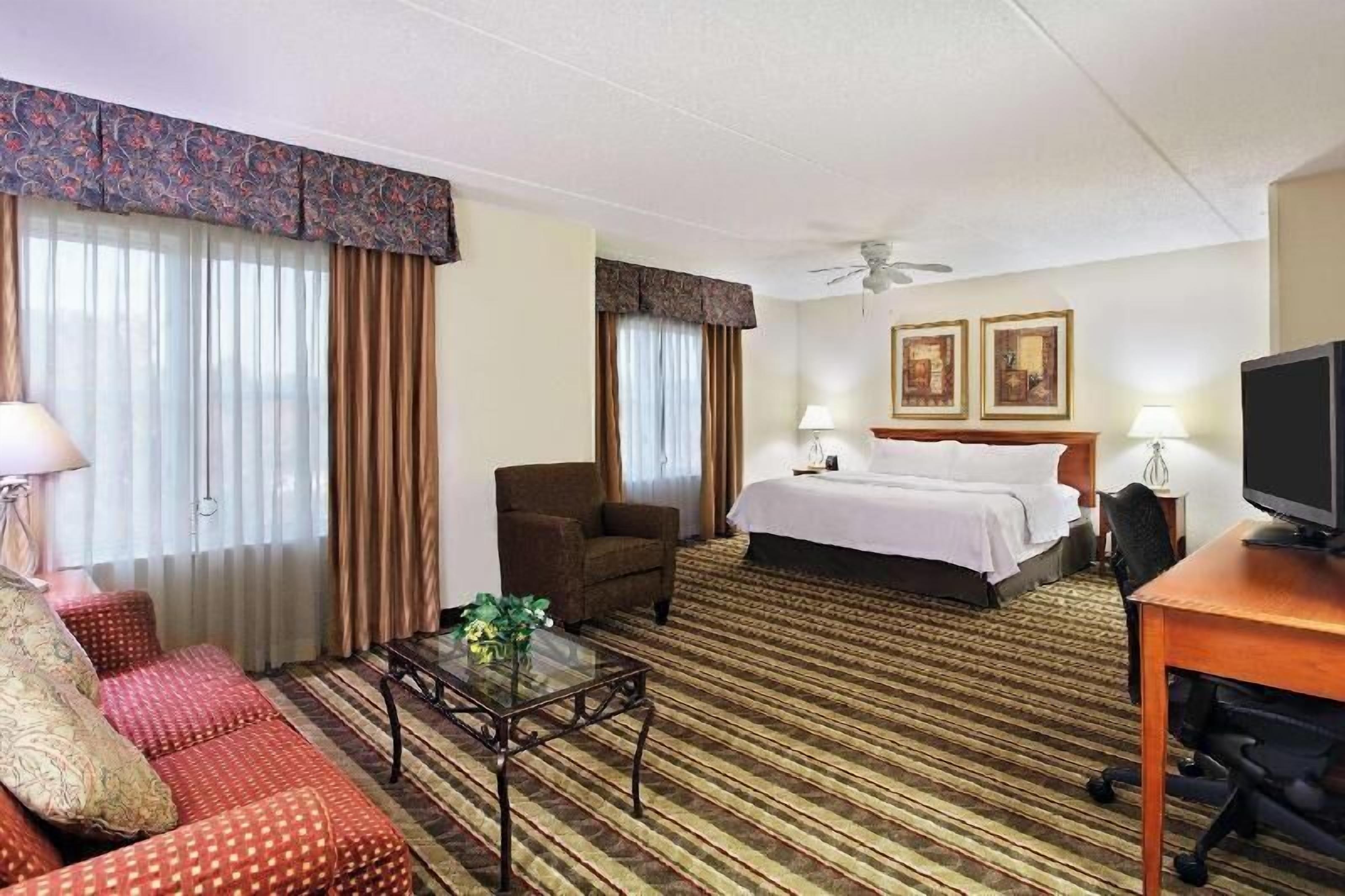 Premium bedding, down duvets, desk, laptop workspace