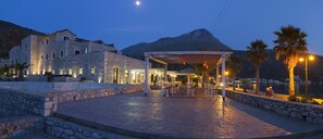 Lunch and dinner served  - Itilo Traditional Hotel (East Mani)