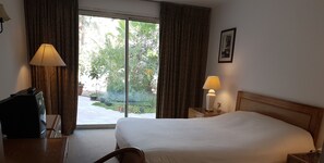 Standard Double Room | Minibar, in-room safe, free cribs/infant beds, free WiFi