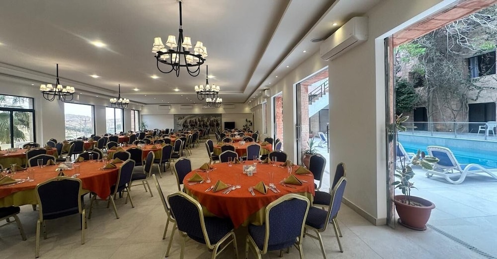 The Petra Palace Hotel by null