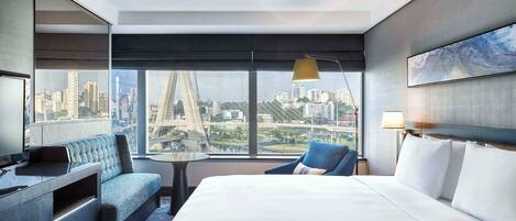 Room, 1 King Bed (Bridge View)