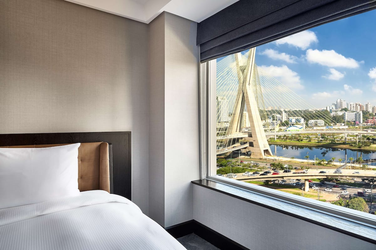 room, 1 king bed (bridge view) | view from room