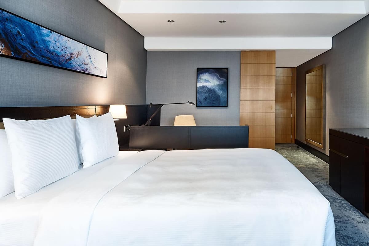 1 bedroom, minibar, in-room safe, desk