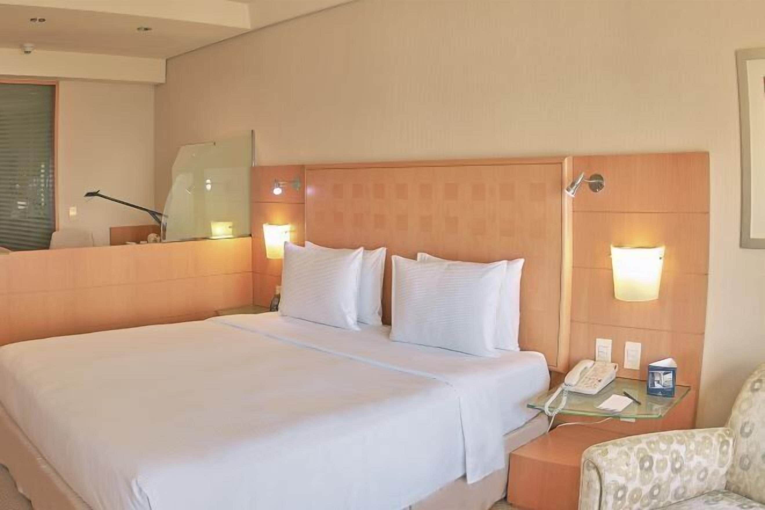 1 bedroom, minibar, in-room safe, desk