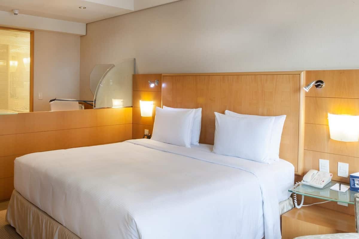 1 bedroom, minibar, in-room safe, desk