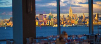 Hyatt Regency Jersey City on the Hudson