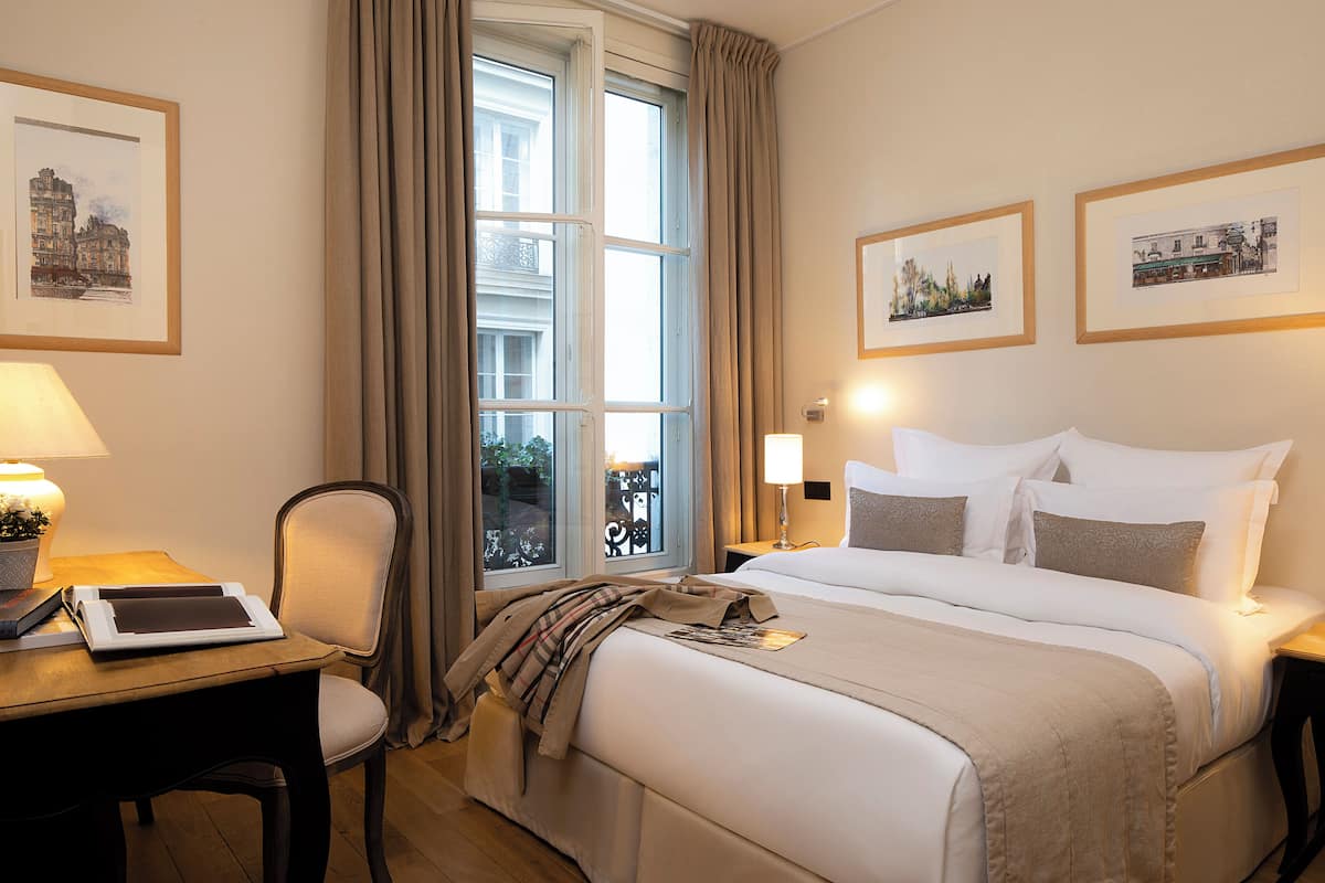 Classic Double Room