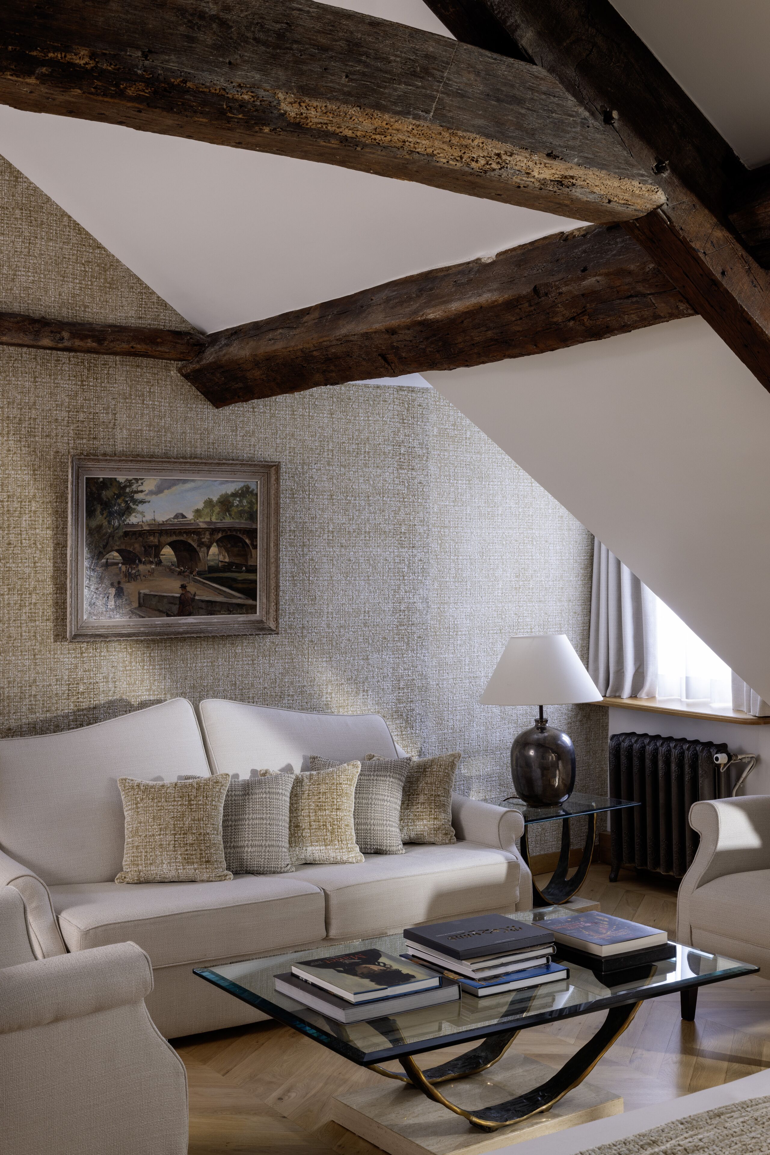 suite | 1 bedroom, hypo-allergenic bedding, pillow-top beds, minibar