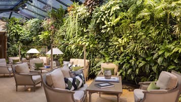 Sala de estar en el lobby