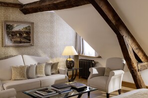 Suite | Allergikerbettwaren, Pillowtop-Betten, Minibar, Zimmersafe