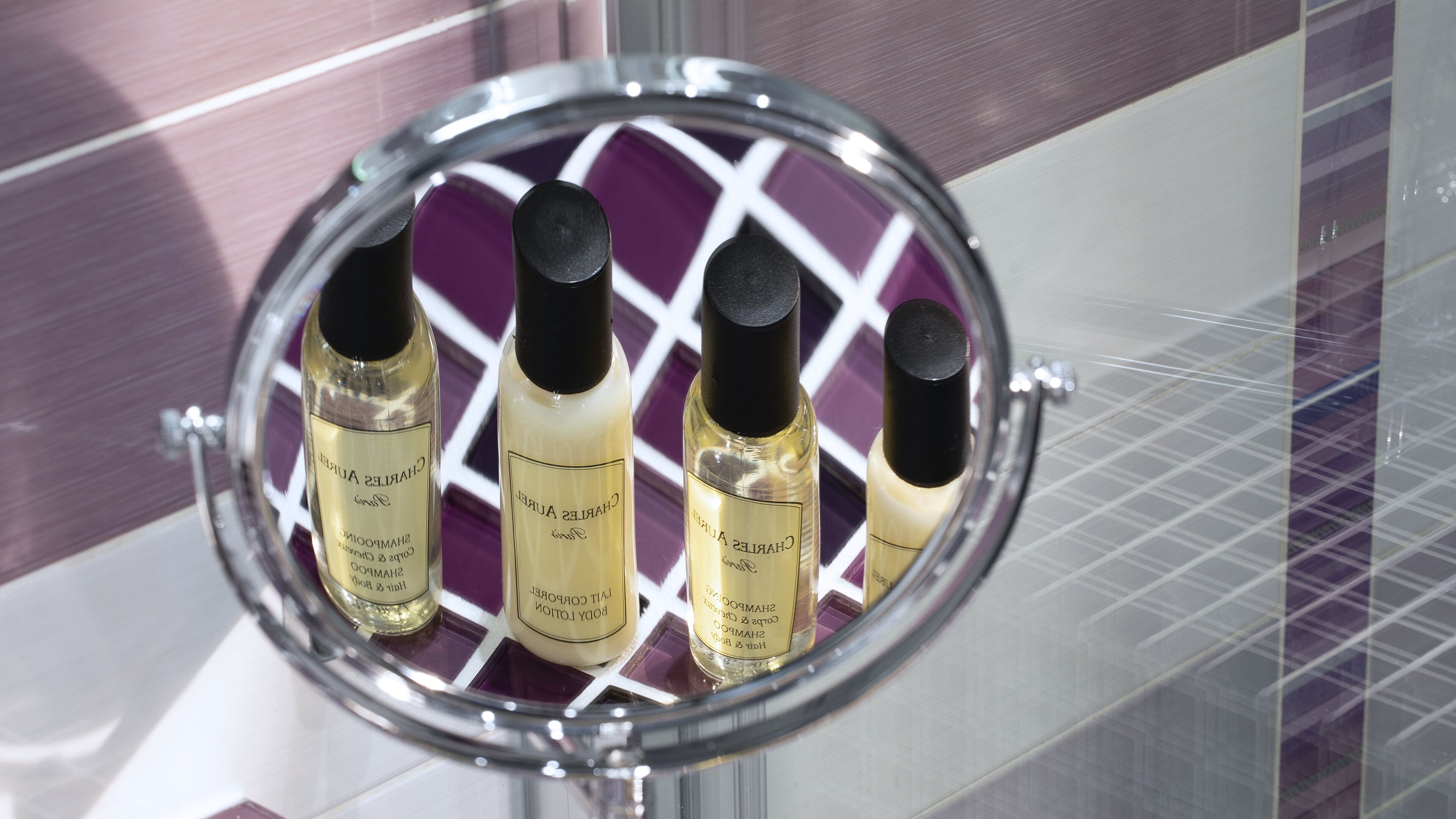 twin room | bathroom | shower, free toiletries, hair dryer, towels