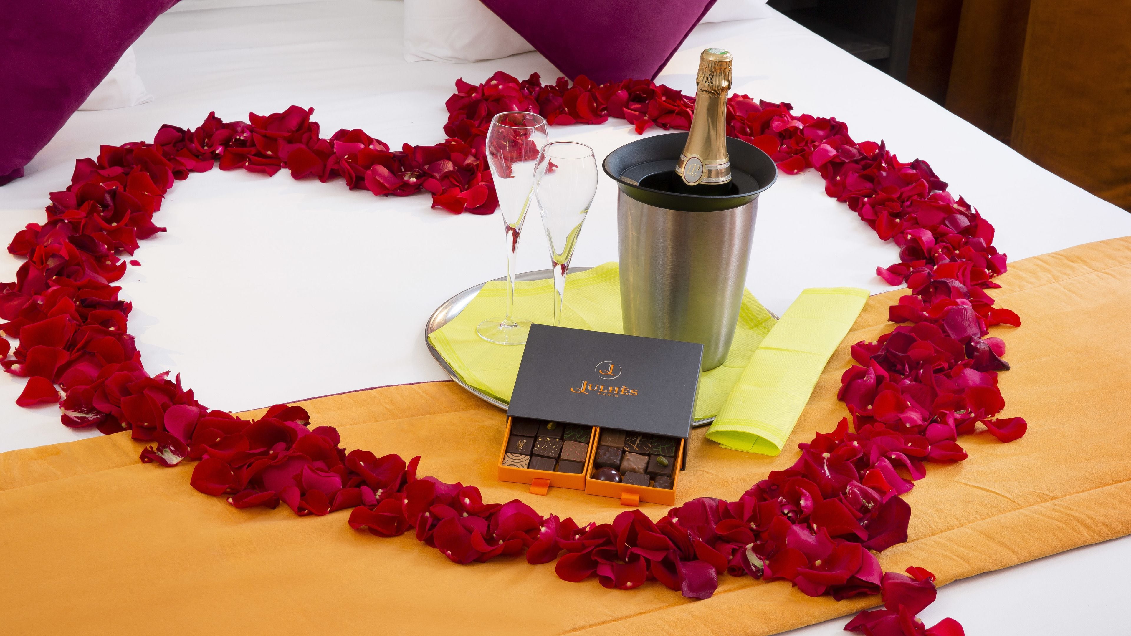 room service – dining