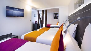 Quadruple Room | Premium bedding, minibar, in-room safe, desk