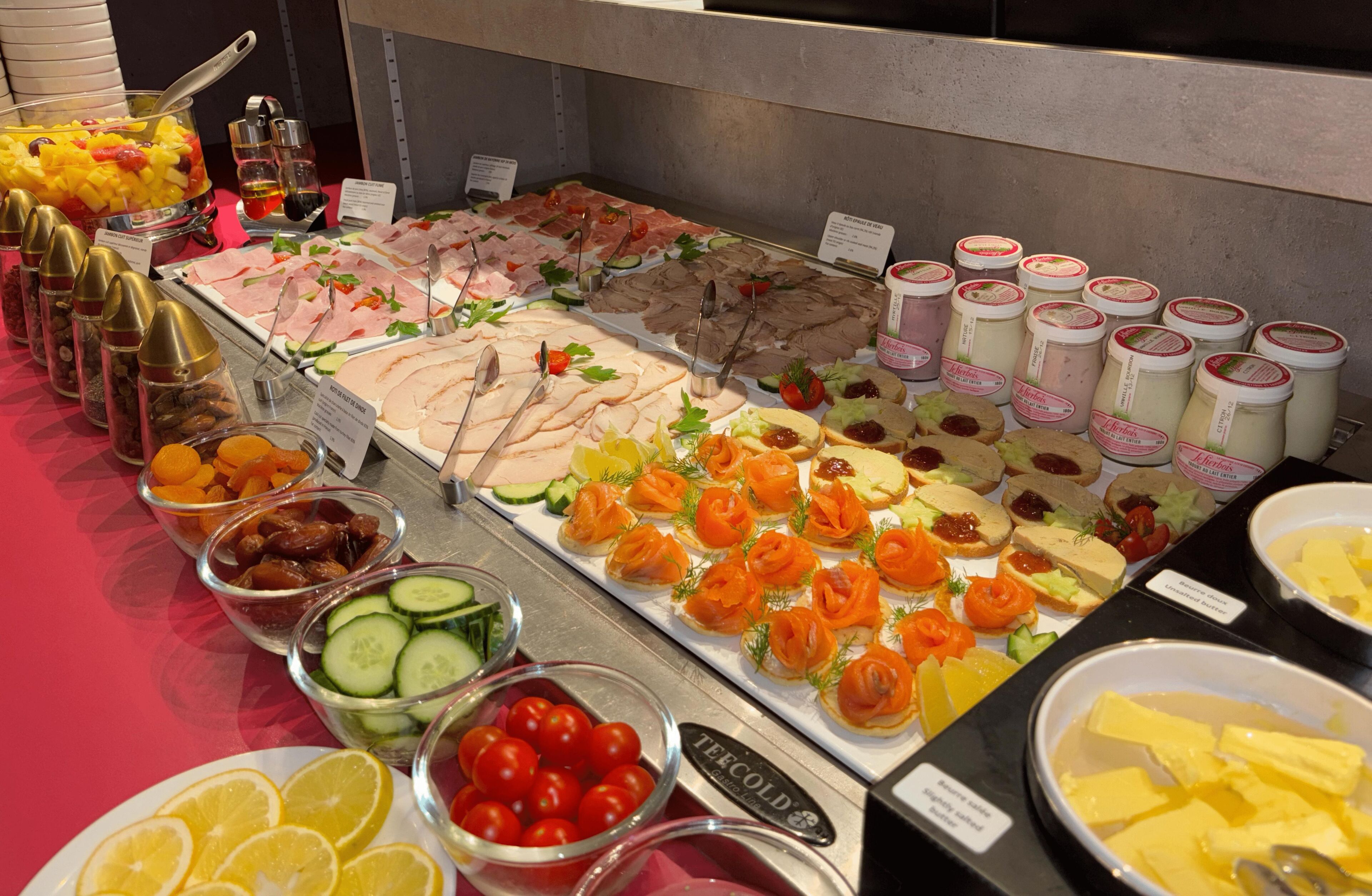 daily buffet breakfast (eur 16.50 per person)