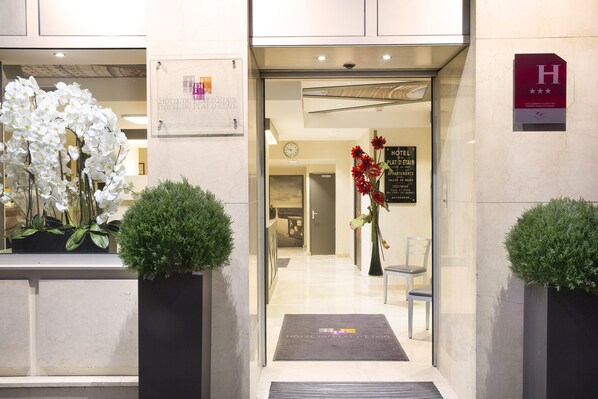 Entrée de l’hébergement