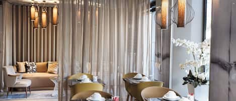 Daily buffet breakfast (EUR 14 per person)