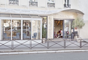 Extérieur