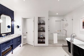 Suite (Ashburn) | Egyptian cotton sheets, premium bedding, pillowtop beds, minibar