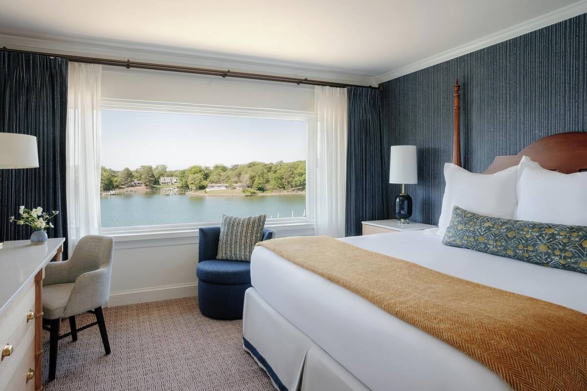 Deluxe-Zimmer, 1 King-Bett (Water View) | Bettwäsche aus ägyptischer Baumwolle, hochwertige Bettwaren