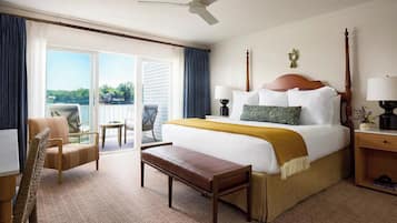 Egyptian cotton sheets, premium bedding, pillow-top beds, minibar