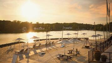 Private beach, white sand, sun-loungers, beach umbrellas