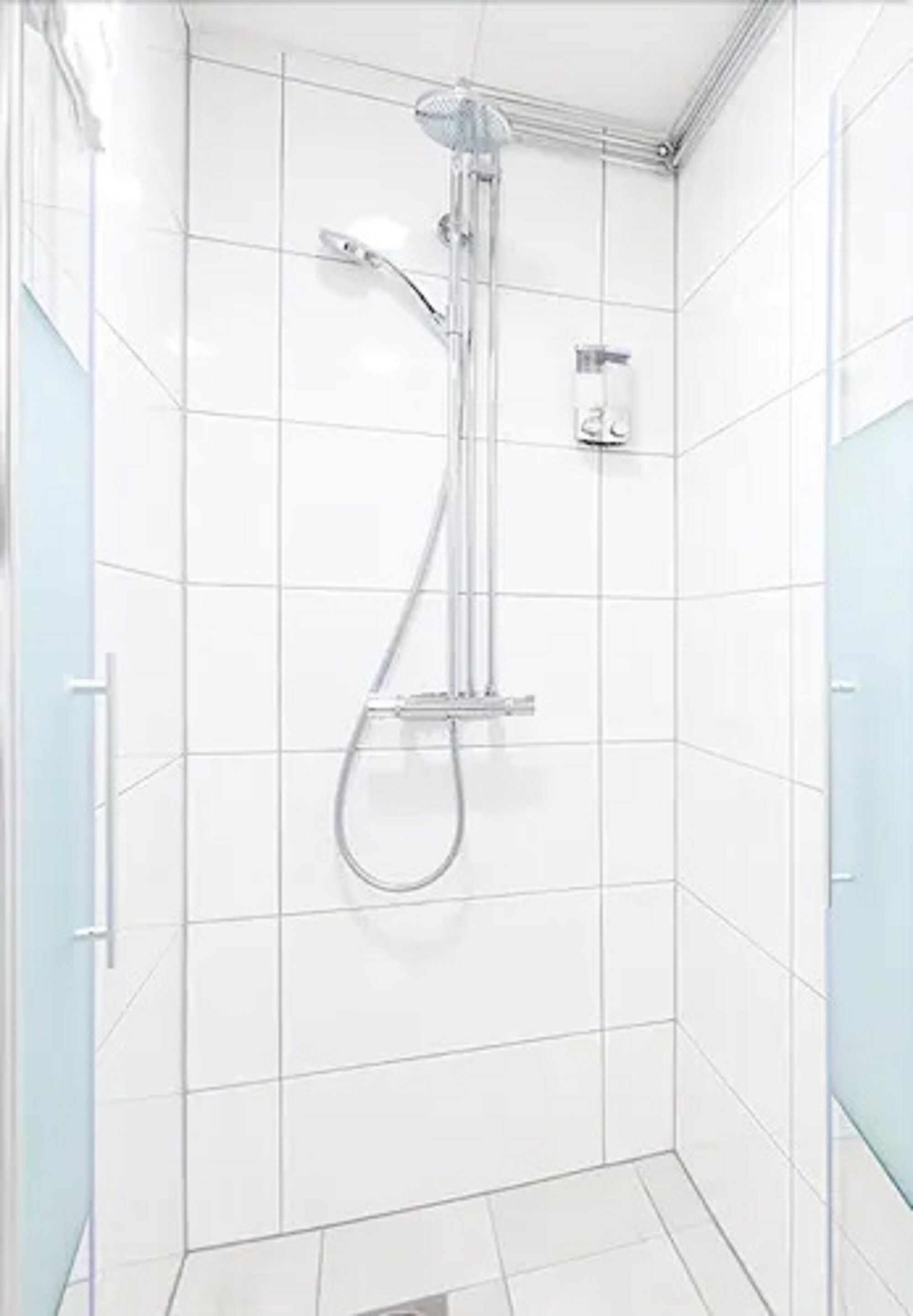 single room, private bathroom | bathroom shower
