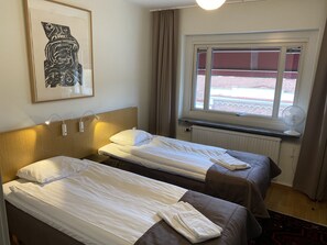 Twin Room (Private WC, Shared shower) | Desk, cribs/infant beds, rollaway beds, free WiFi