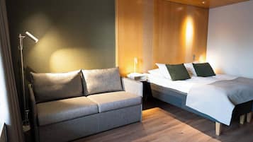 In-room safe, desk, iron/ironing board, free WiFi