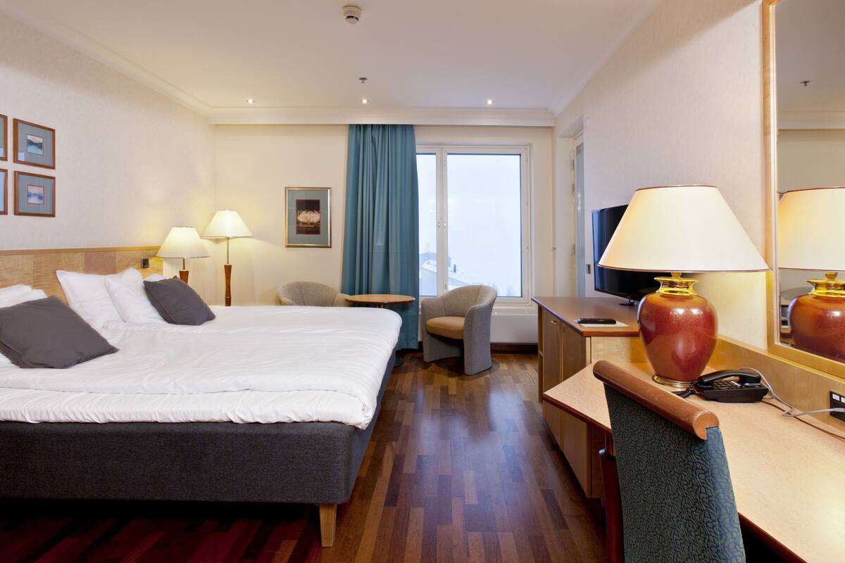In-room safe, desk, blackout curtains, iron/ironing board