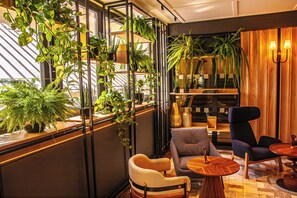 Sala de estar en el lobby