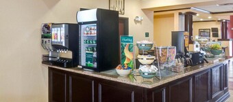 Springwood Suites Houston Iah - Beltway 8