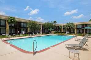 Outdoor pool - Motel 6 Natchitoches, LA (Natchitoches)