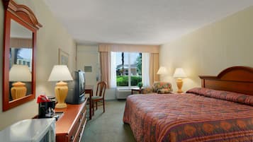 書桌、熨斗/熨衣板、免費無線上網、床單