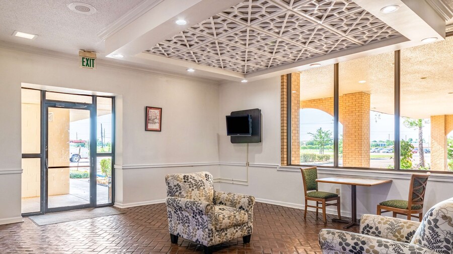 Motel 6 Natchitoches, LA