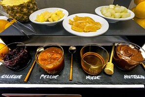 自助早餐