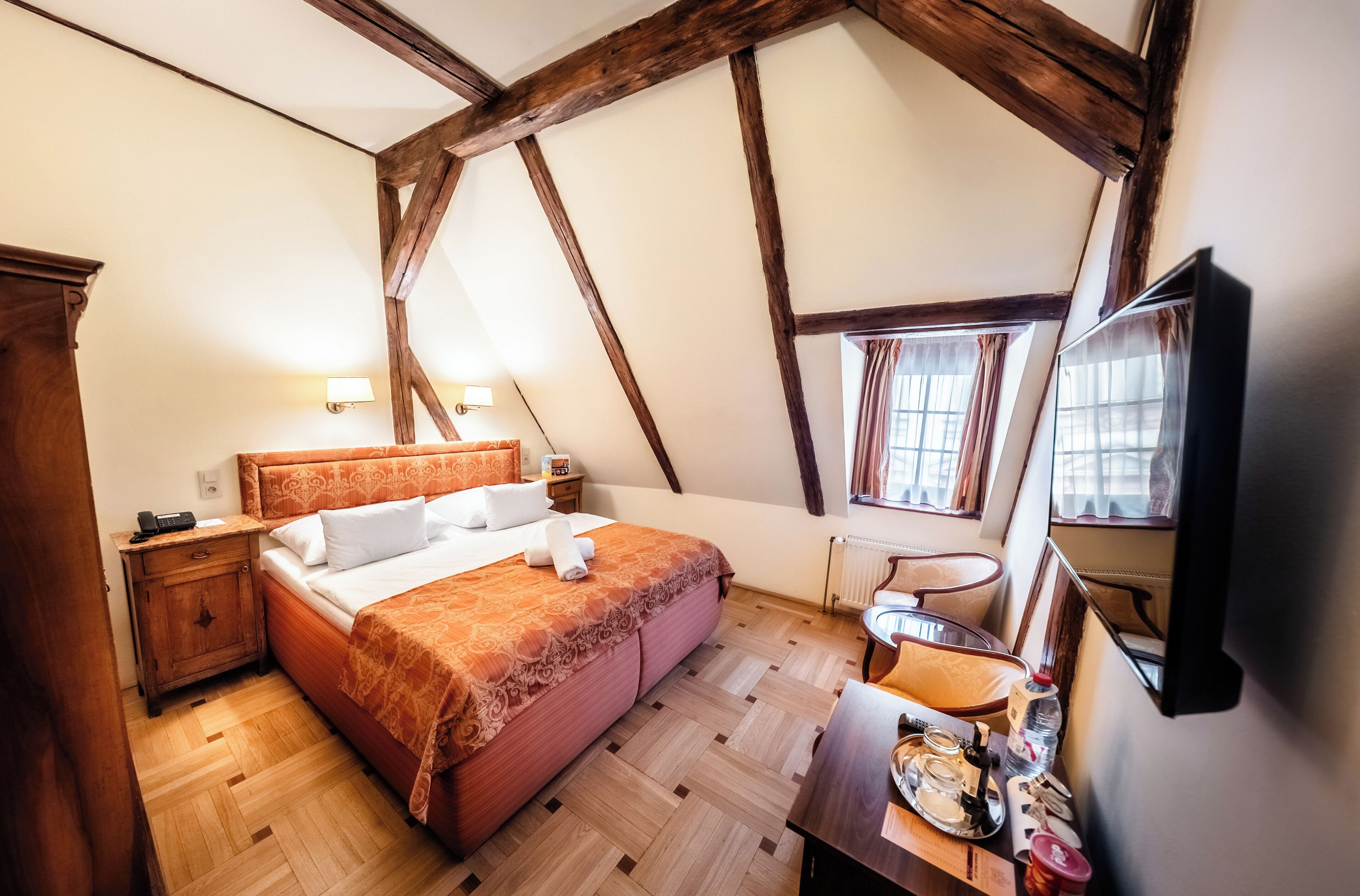 Standard Double or Twin Room | Hypo-allergenic bedding, minibar, in-room safe, individually furnished